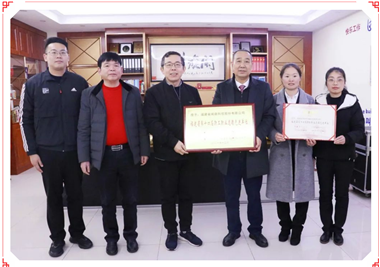 6686体育科技再添佳绩，泉州市总工会党组书记、常务副主席韩卫华一行莅临指导工作